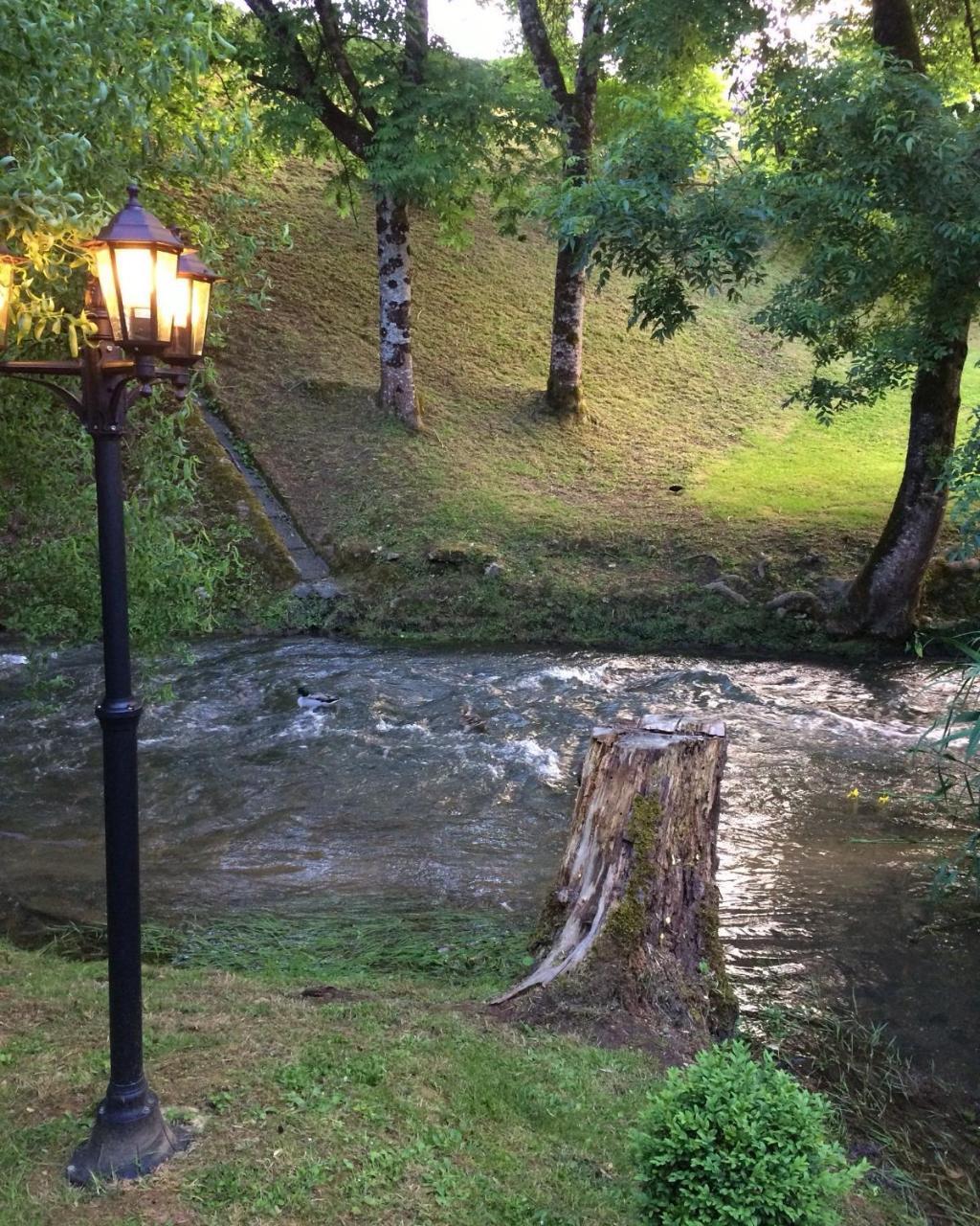Le Moulin De La Beune Les Eyzies Экстерьер фото